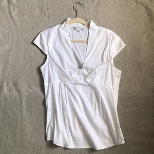 Trina Turk Classic White V-Neck Blouse